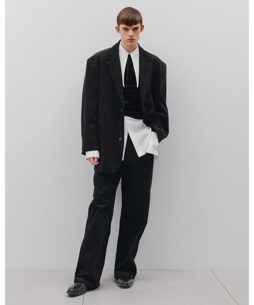 Juha(ユハ)の「FORMED WIDE CORDUROY PANTS(その他パンツ・メンズ・ブラウン/ブラック・4/3/2)」の12枚目の写真