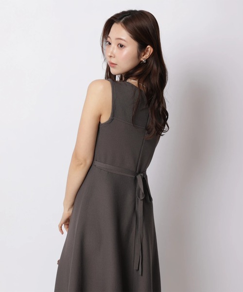 Apuweiser-riche（アプワイザーリッシェ）の「ビスチェフレアレディワンピース（ワンピース・レディース・ピンクベージュ/ライトブルー/レッド/モカ・1/2/0）」の2枚目の写真