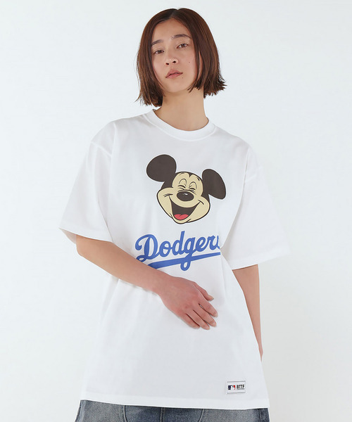BACK TO THE FIELD(バック トゥー ザ フィールド)の「【MLB】【Disney】 Visual Tee(Tシャツ/カットソー・メンズ・グレー/ブルー/ブラック/カーキ/ホワイト系/ネイビー/ブラック系/ホワイト/ピンク・XL/LARGE/XXL/MEDIUM)」の1枚目の写真