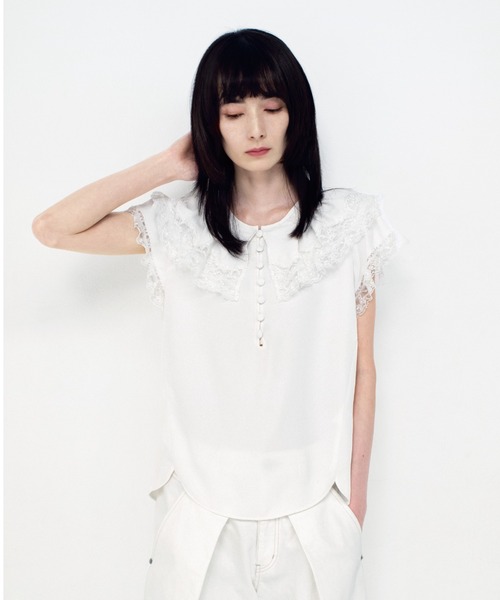 INGEBORG(インゲボルグ)の「【INGEBORG Blanche (インゲボルグ ブランシェ)】フレアーカラーブラウス(シャツ/ブラウス・レディース・ホワイト・FREE)」の3枚目の写真