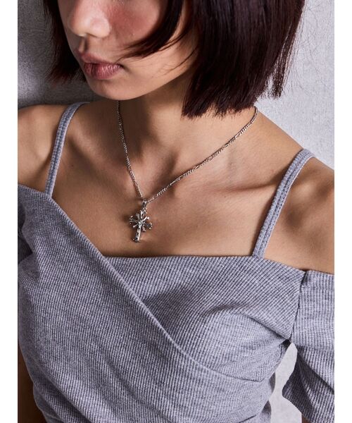 GYDA（ジェイダ）の「JEYSUS sacred edge crossネックレス（ネックレス・レディース・シルバー/ゴールド・FREE）」の4枚目の写真