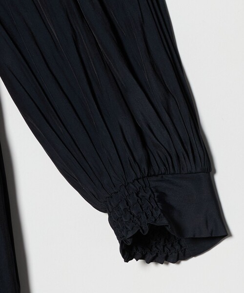 UNITED ARROWS（ユナイテッドアローズ）の「ボリューム ギャザー ワンピース（ワンピース・レディース・ネイビー/ダークグレー・38/36）」の5枚目の写真