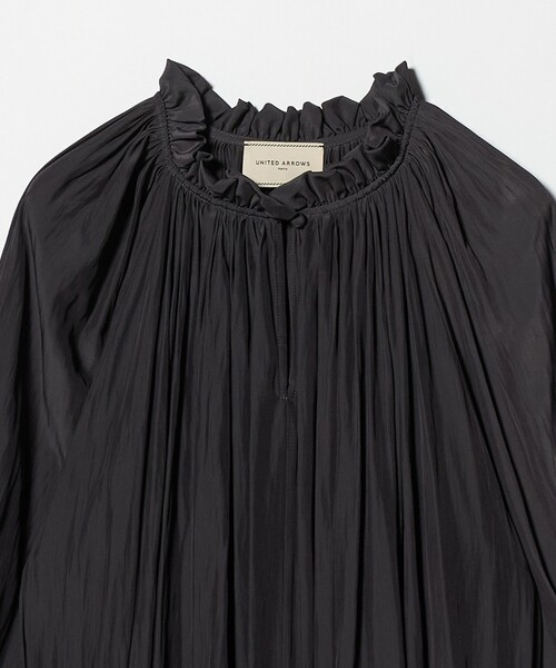 UNITED ARROWS（ユナイテッドアローズ）の「ボリューム ギャザー ワンピース（ワンピース・レディース・ネイビー/ダークグレー・38/36）」の10枚目の写真