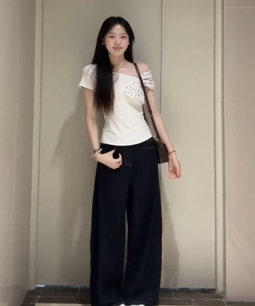 Ritzy（リッツィー）の「ドット柄　リボン付き アシンメトリートップス（Tシャツ/カットソー・レディース・ホワイト/ホワイト系その他・M/L/S）」の12枚目の写真