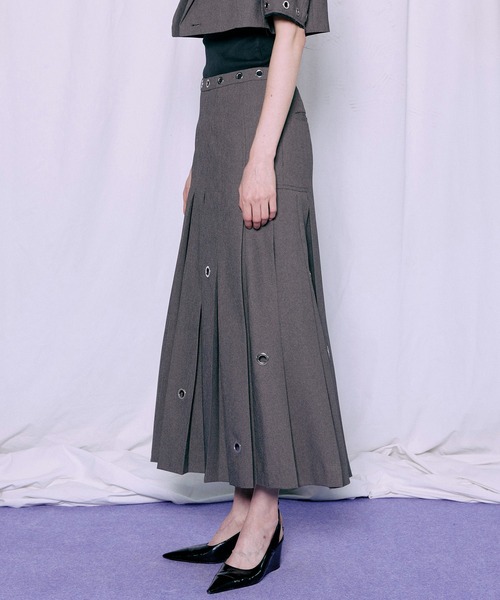 MAISON SPECIAL(メゾンスペシャル)の「Eyelet Pleated Skirt/アイレットプリーツスカート(スカート・レディース・ブラック/グレー・36/38)」の5枚目の写真