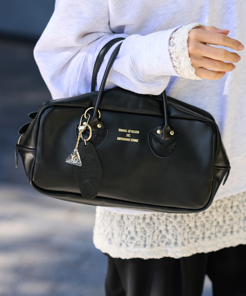 FRAMeWORK（フレームワーク）の「≪WEB限定 /追加≫YOUNGOLSEN /ヤングアンドオルセン 別注 CHARM WIDE BOTTLE BAG（ショルダーバッグ・レディース・ブラウン/ブラック・FREE）」の5枚目の写真