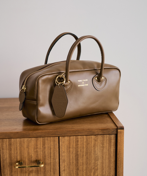 FRAMeWORK（フレームワーク）の「≪WEB限定 /追加≫YOUNGOLSEN /ヤングアンドオルセン 別注 CHARM WIDE BOTTLE BAG（ショルダーバッグ・レディース・ブラウン/ブラック・FREE）」の19枚目の写真