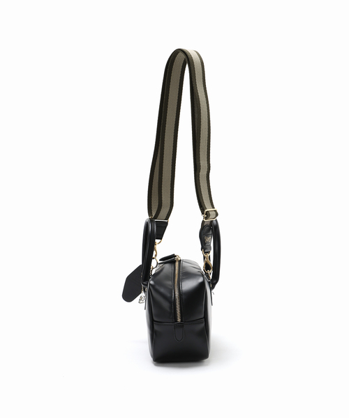 FRAMeWORK(フレームワーク)の「≪WEB限定 /追加≫YOUNGOLSEN /ヤングアンドオルセン 別注 CHARM WIDE BOTTLE BAG(ショルダーバッグ・レディース・ブラウン/ブラック・FREE)」の17枚目の写真