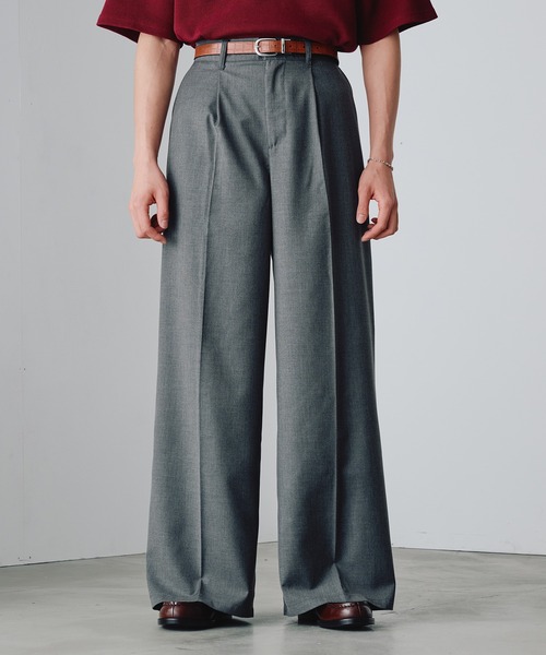 Adoon plain(アドーンプレーン)の「1-Tuck Center Press Straight Slacks / 1タックアソートセンタープレスストレートスラックス(スラックス・メンズ・ブラック/チャコールグレー/グレー/ネイビー・SMALL/LARGE/MEDIUM)」の3枚目の写真