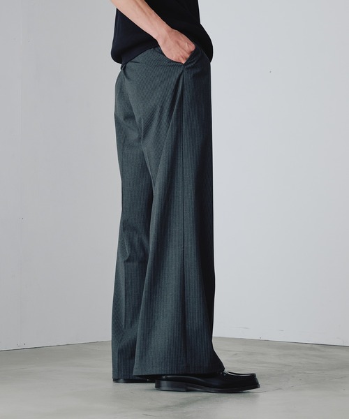 Adoon plain(アドーンプレーン)の「1-Tuck Center Press Straight Slacks / 1タックアソートセンタープレスストレートスラックス(スラックス・メンズ・ブラック/チャコールグレー/グレー/ネイビー・SMALL/LARGE/MEDIUM)」の12枚目の写真