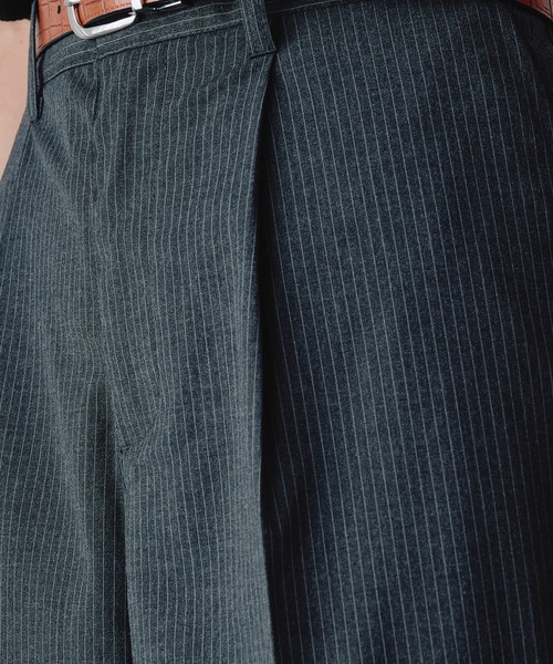 Adoon plain(アドーンプレーン)の「1-Tuck Center Press Straight Slacks / 1タックアソートセンタープレスストレートスラックス(スラックス・メンズ・ブラック/チャコールグレー/グレー/ネイビー・SMALL/LARGE/MEDIUM)」の16枚目の写真