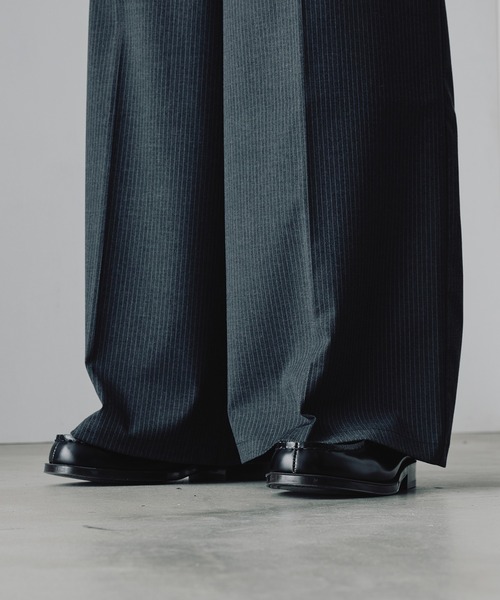 Adoon plain(アドーンプレーン)の「1-Tuck Center Press Straight Slacks / 1タックアソートセンタープレスストレートスラックス(スラックス・メンズ・ブラック/チャコールグレー/グレー/ネイビー・SMALL/LARGE/MEDIUM)」の17枚目の写真