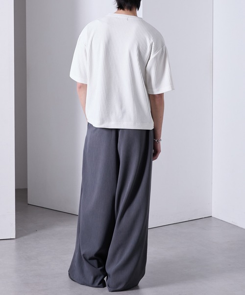 Loose/ルース(ルース)の「キーネック リブショートTシャツ(Tシャツ/カットソー・メンズ・ブラック/チャコールグレー/ワイン/オフホワイト・L/M/S)」の14枚目の写真