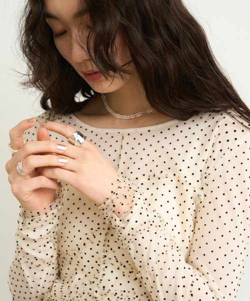 Lutim by u(ルチバイユー)の「フロッキードットニュアンスレイヤードトップス(Tシャツ/カットソー・レディース・ナチュラル/ブラック・FREE)」の17枚目の写真