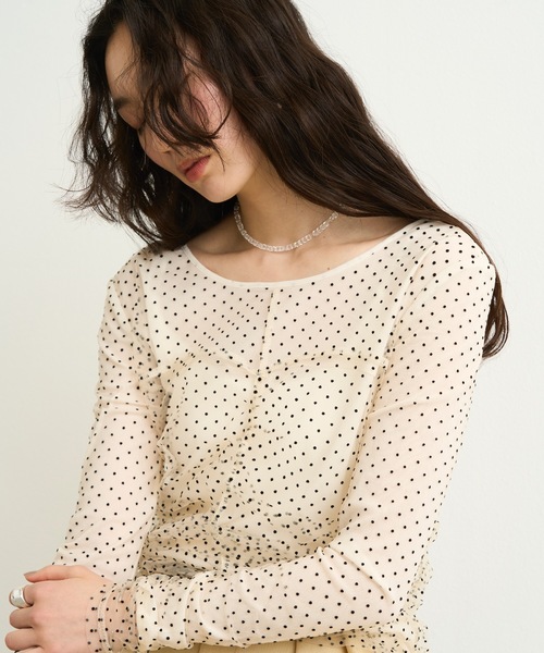Lutim by u(ルチバイユー)の「フロッキードットニュアンスレイヤードトップス(Tシャツ/カットソー・レディース・ナチュラル/ブラック・FREE)」の21枚目の写真