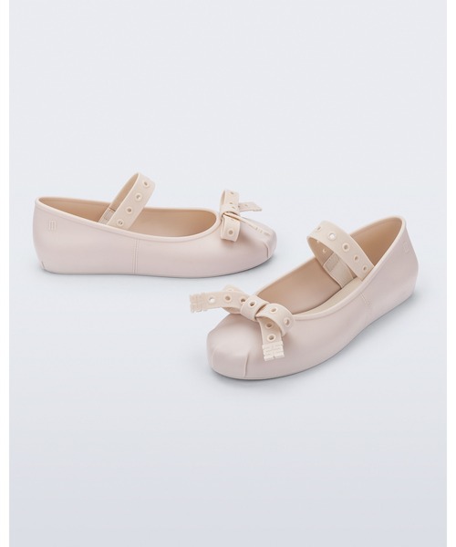 melissa(メリッサ)の「MELISSA SOPHIE CRUSH AD(バレエシューズ・レディース・ベージュ/ブラック・37/38/39/35-36)」の2枚目の写真