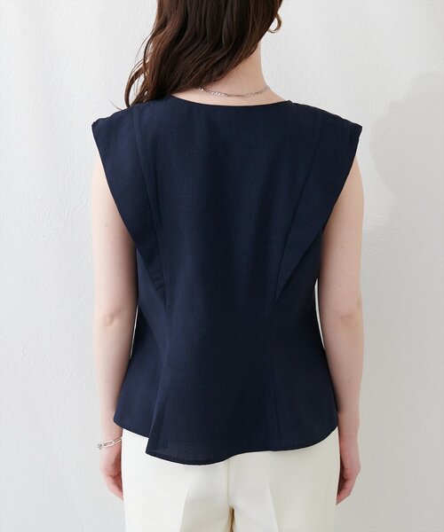 natural couture(ナチュラルクチュール)の「フロントタックペプラムブラウス(シャツ/ブラウス・レディース・ピンク/グレー/ライトベージュ/ネイビー/ミント・FREE)」の8枚目の写真