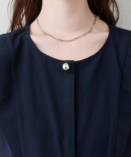 natural couture(ナチュラルクチュール)の「フロントタックペプラムブラウス(シャツ/ブラウス・レディース・ピンク/グレー/ライトベージュ/ネイビー/ミント・FREE)」の9枚目の写真