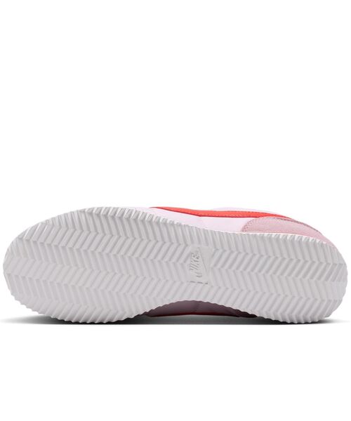 NIKE（ナイキ）の「ナイキ コルテッツ テキスタイル ウィメンズシューズ / Nike Cortez Textile Women's Shoes DZ2795-609 Pink Foam（スニーカー・レディース・ピンク・26/24.5）」の2枚目の写真