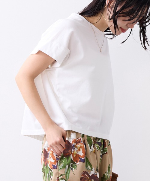 MICA&DEAL（マイカ＆ディール）の「クルーネックワイドスリーブTシャツ（Tシャツ/カットソー・レディース・オフホワイト/チャコールグレー/ミント・FREE）」の7枚目の写真