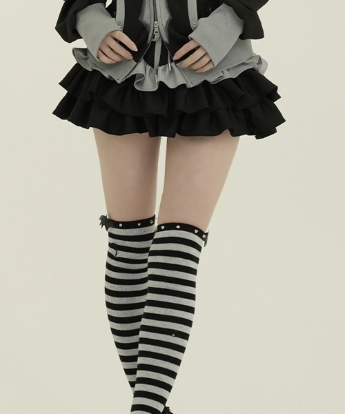 DustDevil（ダストデビル）の「『DustDevil/ダストデビル』Crash skirt/ローウエストフリルスカート（スカート・レディース・ブラック/ホワイト・FREE）」の3枚目の写真