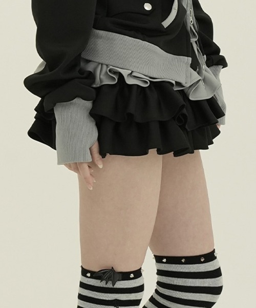 DustDevil（ダストデビル）の「『DustDevil/ダストデビル』Crash skirt/ローウエストフリルスカート（スカート・レディース・ブラック/ホワイト・FREE）」の4枚目の写真