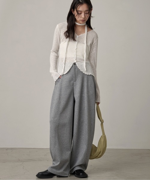 OFROOM(オフルーム)の「Sweat Curve Pants|スウェットカーブパンツ(スウェットパンツ・レディース・グレー/オートミール/ブラック・FREE)」の2枚目の写真