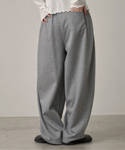 OFROOM(オフルーム)の「Sweat Curve Pants|スウェットカーブパンツ(スウェットパンツ・レディース・グレー/オートミール/ブラック・FREE)」の21枚目の写真