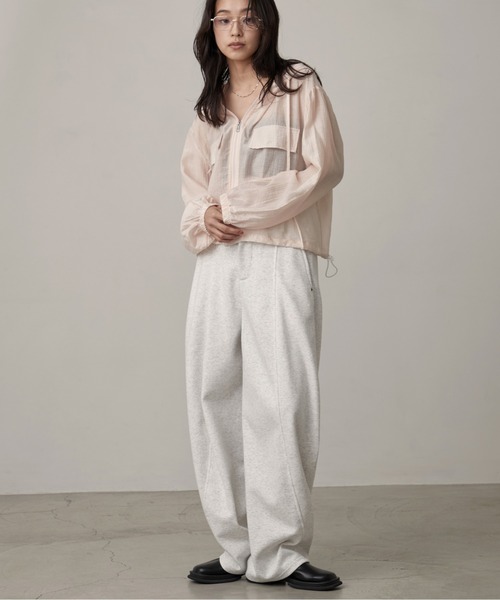 OFROOM(オフルーム)の「Sweat Curve Pants|スウェットカーブパンツ(スウェットパンツ・レディース・グレー/オートミール/ブラック・FREE)」の5枚目の写真