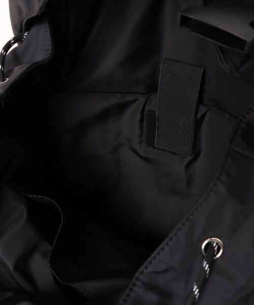 A.P.C.(アーペーセー)の「SAC A DOS TREK(バックパック/リュック・メンズ・ブラック・ONESIZE)」の4枚目の写真