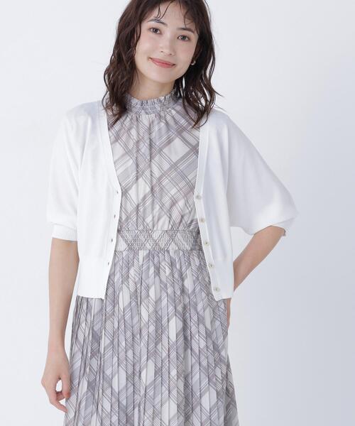 NATURAL BEAUTY BASIC（ナチュラルビューティーベーシック）の「【追加生産】〈UVカット・マシンウォッシャブル・接触冷感〉ドルマンボレロカーディガン（カーディガン/ボレロ・レディース・ブラック/オフホワイト/ネイビー・ﾌﾘ-）」の2枚目の写真