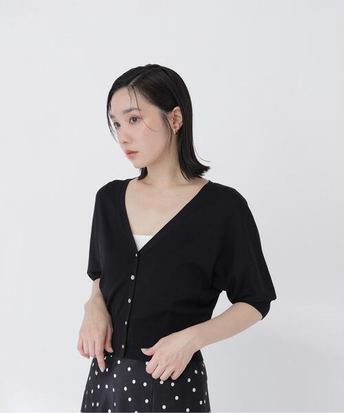 NATURAL BEAUTY BASIC（ナチュラルビューティーベーシック）の「【追加生産】〈UVカット・マシンウォッシャブル・接触冷感〉ドルマンボレロカーディガン（カーディガン/ボレロ・レディース・ブラック/オフホワイト/ネイビー・ﾌﾘ-）」の6枚目の写真