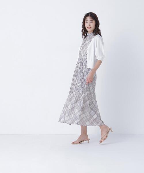 NATURAL BEAUTY BASIC（ナチュラルビューティーベーシック）の「【追加生産】〈UVカット・マシンウォッシャブル・接触冷感〉ドルマンボレロカーディガン（カーディガン/ボレロ・レディース・ブラック/オフホワイト/ネイビー・ﾌﾘ-）」の20枚目の写真