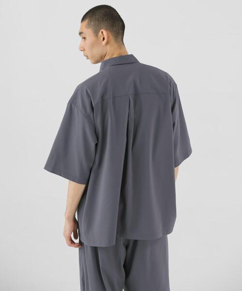 EKAL(エカル)の「『速乾/イージーケア』SMOOTH WOOLY LIKE ショートスリーブ シャツ(シャツ/ブラウス・メンズ・ネイビー/チャコールグレー/ライトグレー・MEDIUM/LARGE)」の15枚目の写真