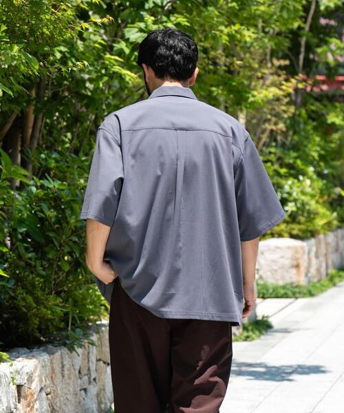EKAL(エカル)の「『速乾/イージーケア』SMOOTH WOOLY LIKE ショートスリーブ シャツ(シャツ/ブラウス・メンズ・ネイビー/チャコールグレー/ライトグレー・MEDIUM/LARGE)」の22枚目の写真