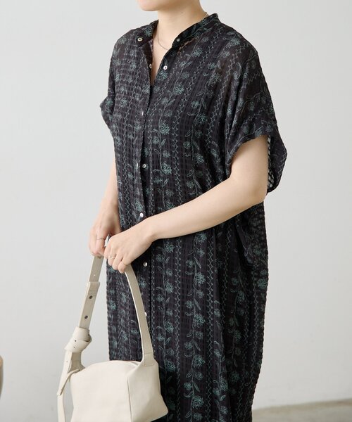 ear PAPILLONNER(イアパピヨネ)の「フロントボタン柄ワンピース2【SUM1 STYLE】(ワンピース・レディース・ブラック/ネイビー/レッド・FREE)」の15枚目の写真