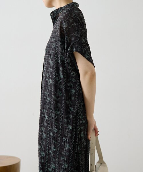 ear PAPILLONNER(イアパピヨネ)の「フロントボタン柄ワンピース2【SUM1 STYLE】(ワンピース・レディース・ブラック/ネイビー/レッド・FREE)」の16枚目の写真
