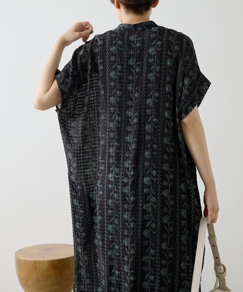 ear PAPILLONNER(イアパピヨネ)の「フロントボタン柄ワンピース2【SUM1 STYLE】(ワンピース・レディース・ブラック/ネイビー/レッド・FREE)」の17枚目の写真