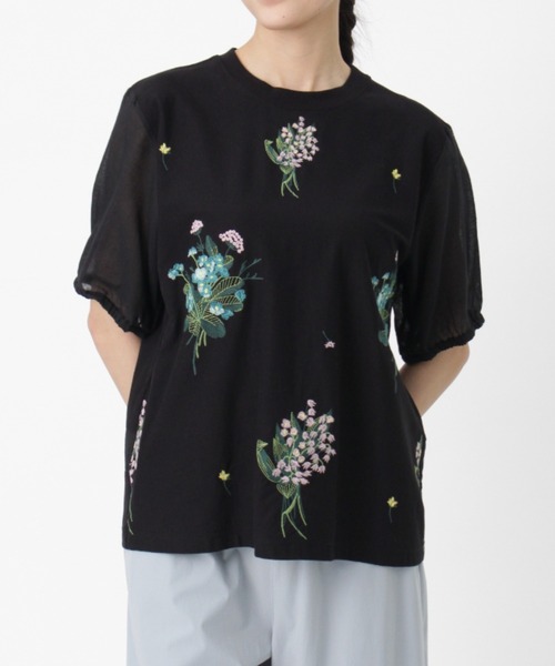 SUPER HAKKA（スーパーハッカ）の「ローン×天竺スズランとテマリバナ刺繍カットソー（Tシャツ/カットソー・レディース・グリーン/ブラック/ブルー・FREE）」の2枚目の写真