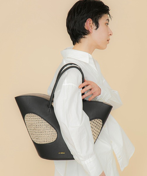LE VERNIS(ル・ベルニ)の「LE VERNIS(ル・ベルニ)Hole digging tote(トートバッグ・レディース・ブラウン/ブラック・FREE)」の5枚目の写真