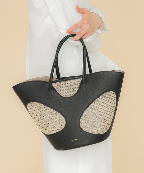 LE VERNIS(ル・ベルニ)の「LE VERNIS(ル・ベルニ)Hole digging tote(トートバッグ・レディース・ブラウン/ブラック・FREE)」の7枚目の写真