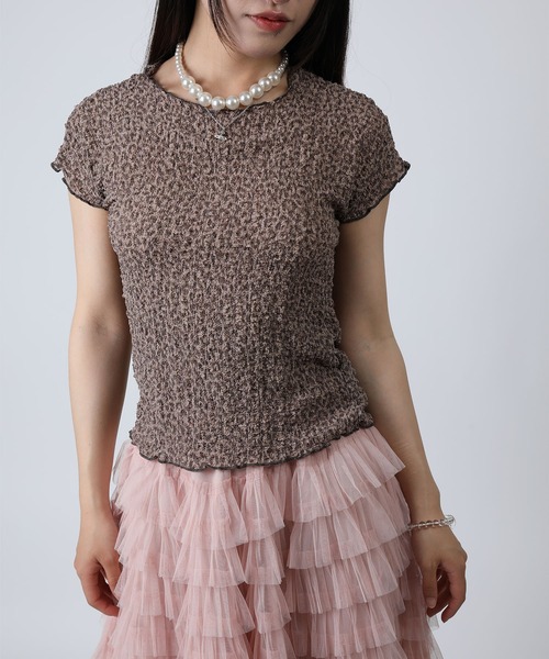 HOOK(フック)の「HOOK for girls バブルシフォン総柄クロップドトップス (SS)(Tシャツ/カットソー・レディース・ピンク/オフホワイト/レオパード/チョコ/レンガ/グレー・FREE)」の6枚目の写真