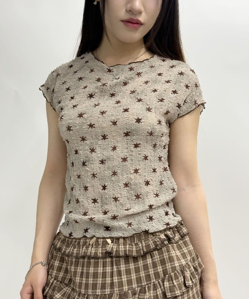 HOOK(フック)の「HOOK for girls バブルシフォン総柄クロップドトップス (SS)(Tシャツ/カットソー・レディース・ピンク/オフホワイト/レオパード/チョコ/レンガ/グレー・FREE)」の3枚目の写真