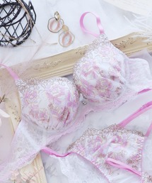 Dolce Fiora | 【デコルテ魅せ、寄せたバストを逃さない耳付きカップ】ブラジャー(ブラジャー)