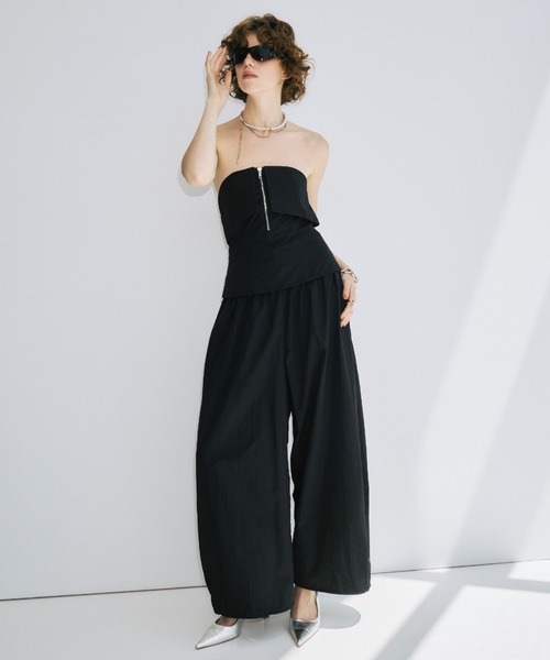 JOSE MOON(ジョゼムーン)の「GATHER PANTS JUMPSUITS/ギャザーパンツジャンプスーツ(つなぎ/オールインワン・レディース・ブラック・36/38)」の4枚目の写真