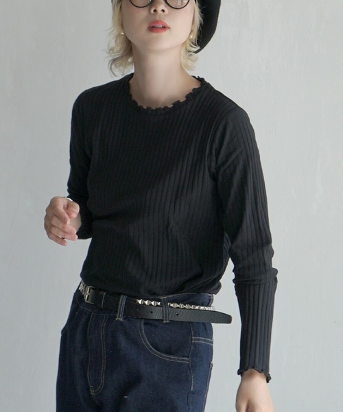 zootie（ズーティー）の「ロングスリーブ リブカットソー［クルーネック］（Tシャツ/カットソー・レディース・レッド系その他/イエロー系その他2/グリーン系その他2/ブラック×ホワイト/ホワイト×ブラック/グレー系その他3/ブルー/ベージュ系その他/ブラック系その他/ベージュ×ブラック/グレー系その他/カーキブラウン/ブルー系その他2/ネイビー/サーモンピンク/レッド系その他2/グレイッシュベージュ/ミント/テラコッタ/アイボリー・M/L/LL）」の5枚目の写真