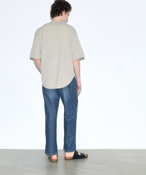 coca(coca)(コカ)の「ライトエンボスラウンド半袖Tシャツ(Tシャツ/カットソー・メンズ・ライトグレー/ブラック・L/XL/M)」の6枚目の写真