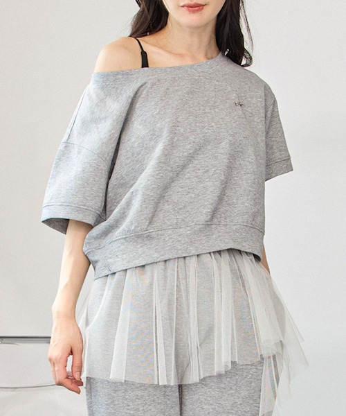 Y/lim(イリム)の「2ピースペプラムフレアパンツスウェットセットアップ 半袖(セットアップ・レディース・グレー・FREE)」の4枚目の写真