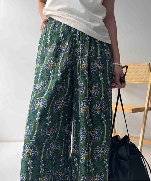AS KNOW AS plus(アズノゥアズプラス)の「〇ひんやり涼しい インド 総柄イージーパンツ(その他パンツ・レディース・ネイビー系/グリーン系/ホワイト系/オレンジ系・FREE)」の20枚目の写真