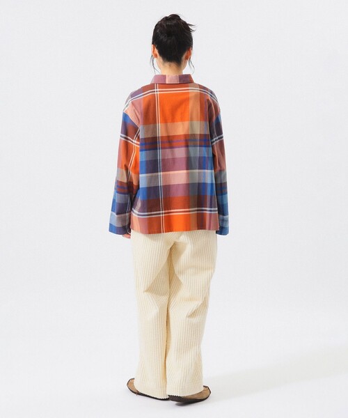 BEAMS BOY(ビームスボーイ)の「ビッグ チェック スモック(シャツ/ブラウス・レディース・ブラック/オレンジ/インディゴブルー・2/1/0/3)」の10枚目の写真